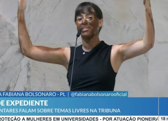Deputada do PL faz blackface na Alesp para criticar Erika Hilton