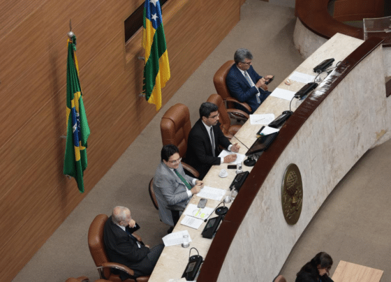 Deputados aprovam reajuste no subsídio dos procuradores do Estado