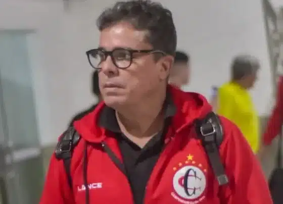 Evaristo Piza é eleito o melhor técnico do Campeonato Paraibano