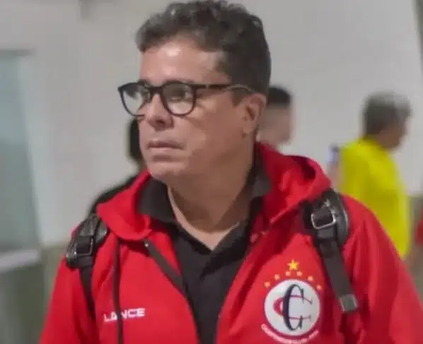 Evaristo Piza, técnico do Campinense (Foto: Estefinho Francelino-Campinense)