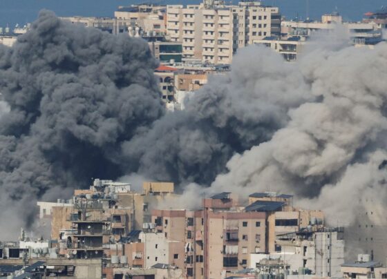 Israel ataca centro de Beirute em uma expansão da guerra