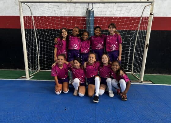 Lei Paulista de Incentivo ao Esporte apoia projeto Futebol Delas, que ensina futsal para meninas de Taboão da Serra
