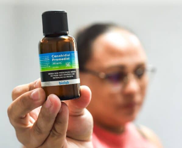 Março Roxo: uso do canabidiol melhora a vida das pessoas com epilepsia