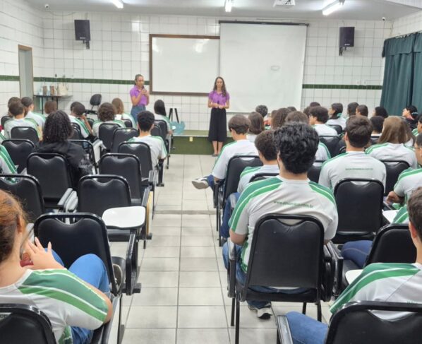 PromuAlese promove palestra sobre violência contra mulheres em Aracaju