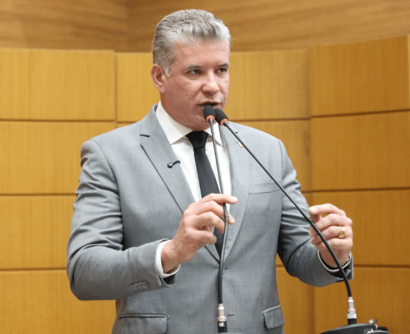 Violência contra a mulher pauta discurso de Cristiano Cavalcante
