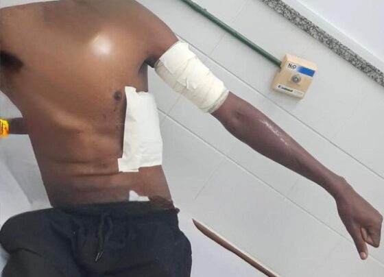 Adolescente de 17 anos é esfaqueado por mãe de colega dentro de ônibus escolar em São Cristóvão