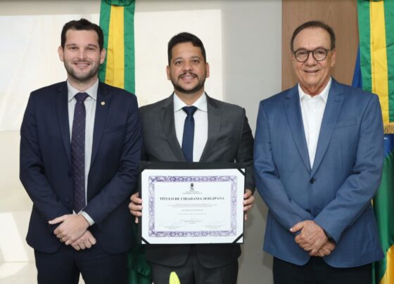 Alese concede Título de Cidadania Sergipana ao servidor Luís Artur Neves Araújo
