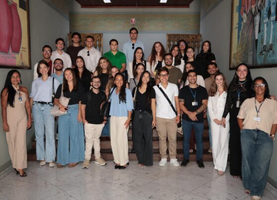 Alunos da Faculdade 8 de Julho participam do Projeto Visita à Casa do Povo