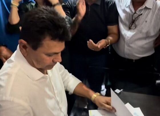 Com apenas um ano e três meses à frente da Prefeitura de Itabaiana, Valmir renuncia e confirma pré-candidatura ao Governo do Estado