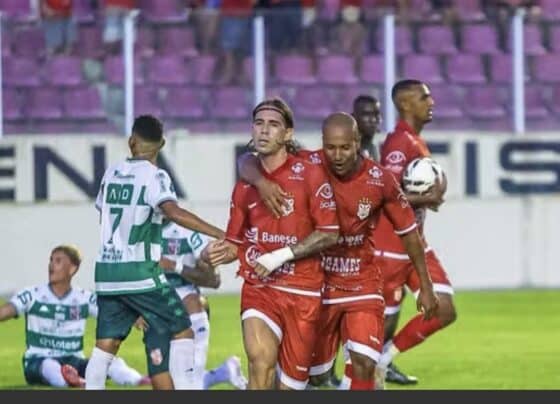 Com dois de Felipe Valdivia, Sergipe bate o Lagarto de virada e assume vice-liderança do grupo