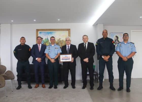 Comandante-geral da Polícia Militar recebe visita institucional de membros do Ministério Público de Sergipe – P.M.S.E.