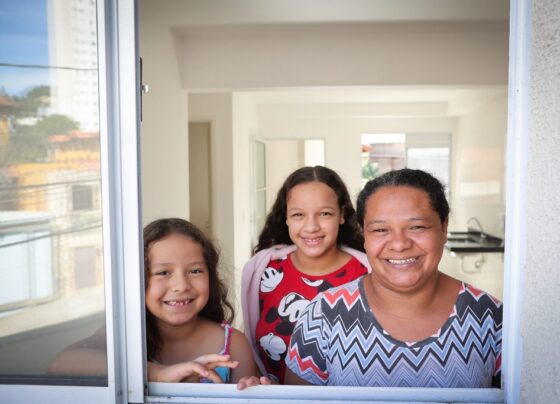Conheça histórias de superação de famílias da Favela do Moinho que conquistaram moradia digna