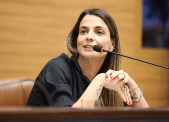 Dra. Lidiane Lucena informa reabastecimento de medicamento e propõe votação de projetos voltados a crianças neurodivergentes