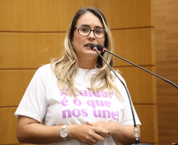 Kitty Lima aborda intercâmbio estudantil e anuncia avanço em políticas de proteção animal