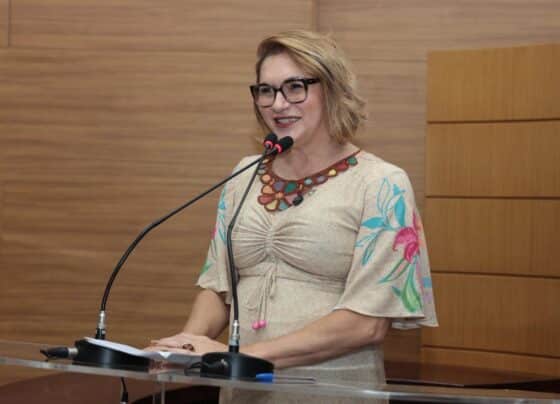 Linda Brasil pede assistência para pessoas com autismo 