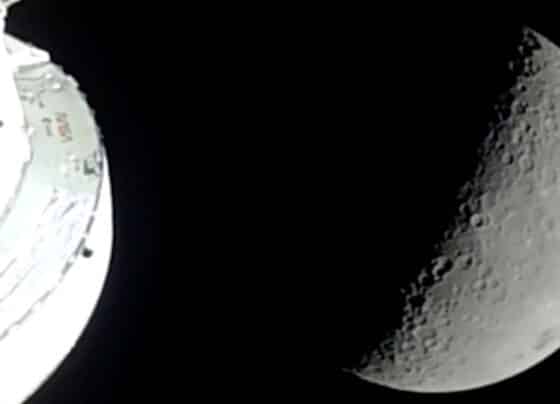 Missão lunar Artemis 2 bate recorde de distância da Terra