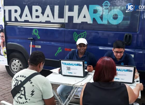 Vans da Prefeitura RJ oferecem empregos e outros serviços na cidade