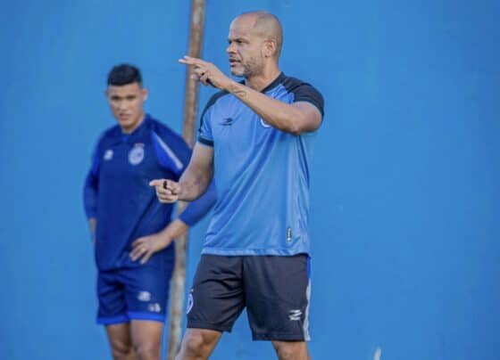 Confiança inicia preparação para enfrentar a Inter de Limeira