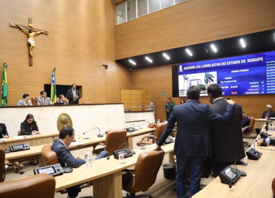 Deputados aprovam abertura de crédito especial para estatização da Sergas