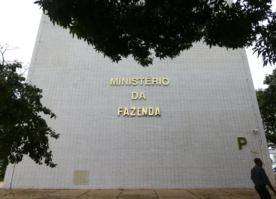 Fazenda alerta sobre falso site do Novo Desenrola