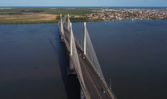 Governo de Sergipe inicia obra de iluminação cênica na Ponte Construtor João Alves