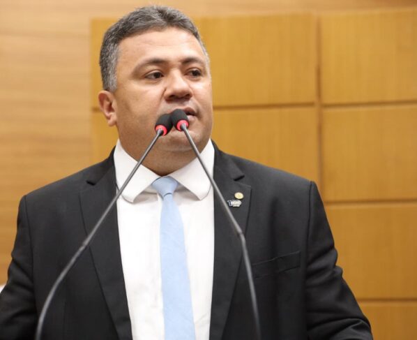 Kaká Santos destaca investimentos em abastecimento de água e ações do Governo no interior