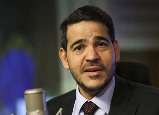 Lula diz que vai indicar novamente Messias ao STF