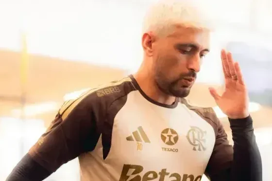 Médico abre o jogo sobre chances de Arrascaeta perder Copa