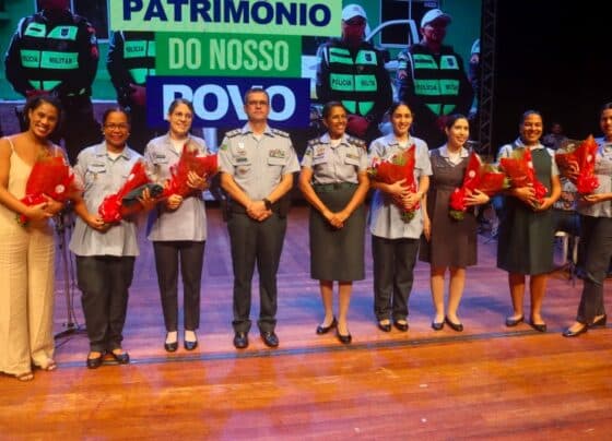 PMSE celebra o Dia das Mães e o Dia da Policial Feminina com homenagens no Teatro Tobias Barreto – P.M.S.E.