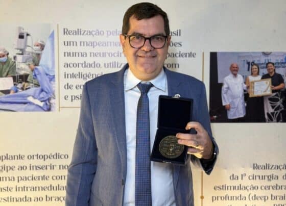 Netinho Guimarães (União Brasil) recebe homenagem como colaborador em evento “100 anos do Hospital Cirurgia