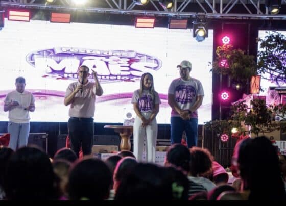 Festa das Mães reúne milhares de pessoas em grande celebração promovida pela Prefeitura de Riachuelo
