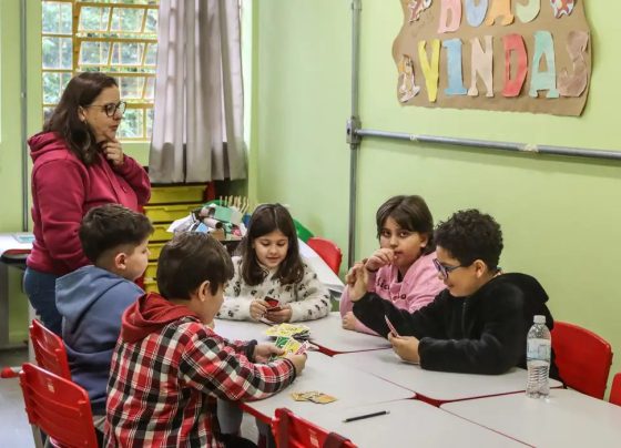 Senado aprova projeto que cria política para estudantes superdotados