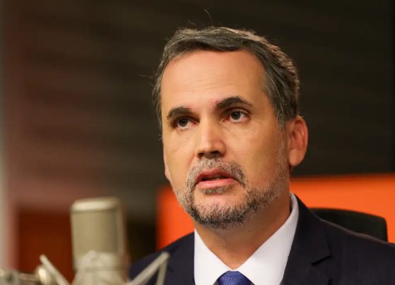Bloqueio de R$ 23,7 bi não afetará serviços e benefícios, diz Moretti