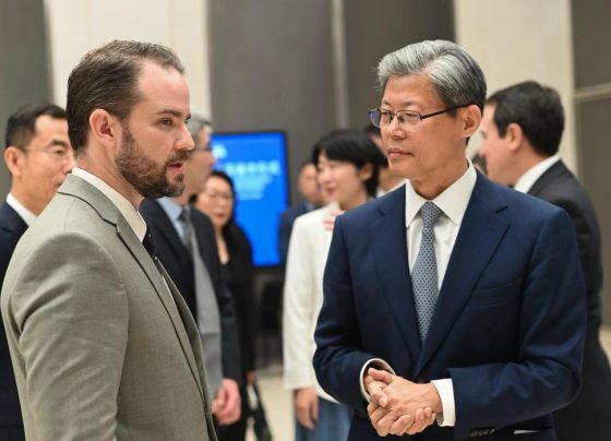 Brasil abre posto tributário na China para ampliar comércio