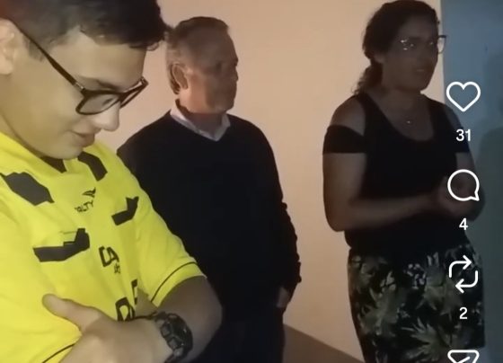 Família emocionada com visita de Rildo Gois celebra ascensão de jovem árbitro ao futebol profissional