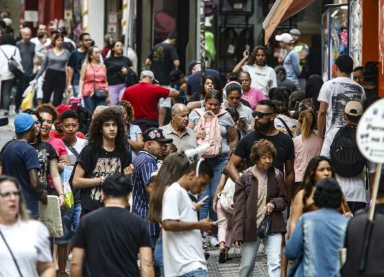 Salários diminuem pobreza em 22 regiões metropolitanas