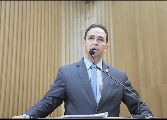 Fábio Meireles (PDT) lamenta veto ao projeto do mel na merenda escolar da rede pública de Aracaju e rebate críticas da gestão municipal