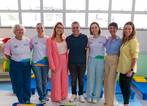 Governador Fábio Mitidieri entrega escola totalmente modernizada e segunda creche-escola do programa Ameei em Aracaju