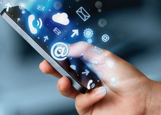 Anatel destaca custo mais acessível em internet móvel no país em 2026