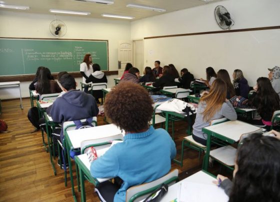 É sancionada nova lei que inclui educação política e direitos da cidadania no currículo do ensino básico brasileiro