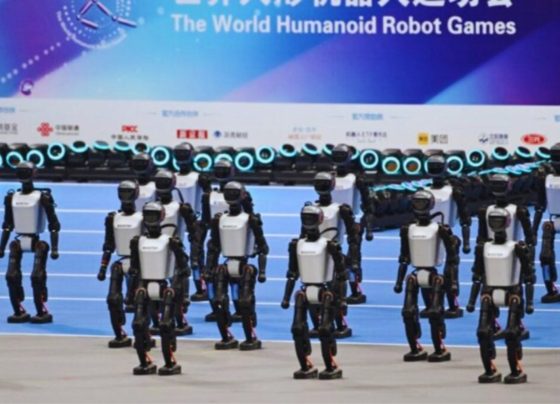 EUA impede entrada de robôs humanoides chineses