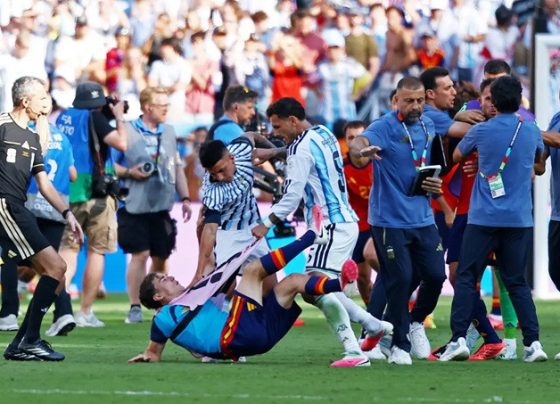 Fifa abre processos contra Argentina por cânticos, atrasos e briga na final da Copa
