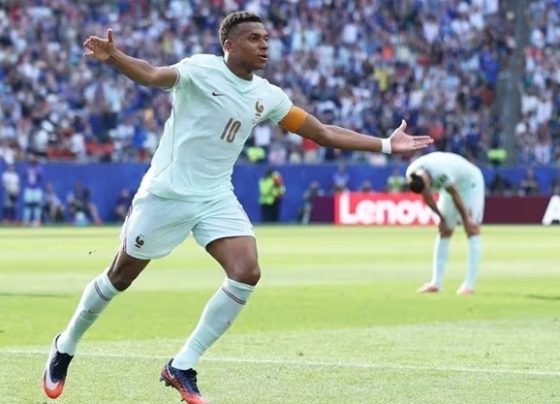 França vence Marrocos e é a primeira semifinalista da Copa do Mundo