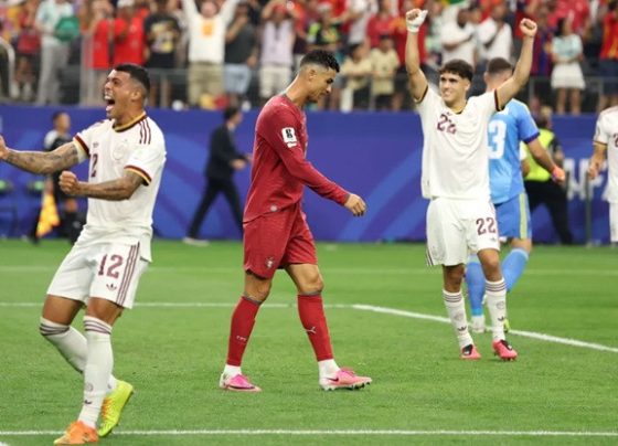 Gol nos acréscimos classifica Espanha e marca despedida de Cristiano