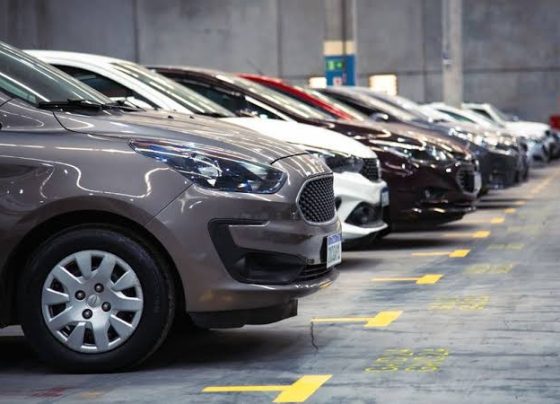 Governo federal libera aquisição de veículos seminovos por motoristas de aplicativo e taxistas