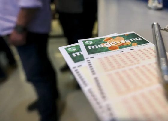 Mega-Sena acumula para R$ 30 milhões; confira os números sorteados
