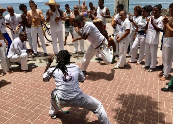 Neste domingo (5), é celebrado Dia Mundial da Capoeira, expressão que integra identidade cultural brasileira