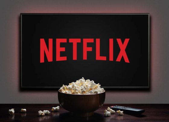 Netflix avalia criar TV ao vivo para aumentar engajamento de assinantes na plataforma