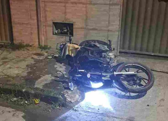 PM intervém após fuga de adolescente em motocicleta e prende dois homens em Aracaju