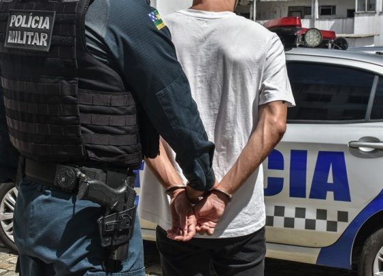 Polícia Militar cumpre dois mandados de prisão durante patrulhamento na Zona Norte de Aracaju